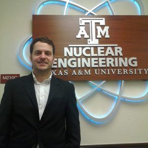 Meet your Posher, Adam